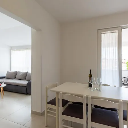 Amoroso 200m From Sea * Poreč