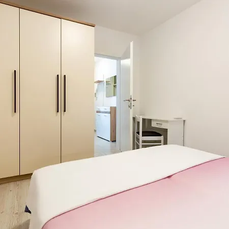 Amoroso 200m From Sea Poreč