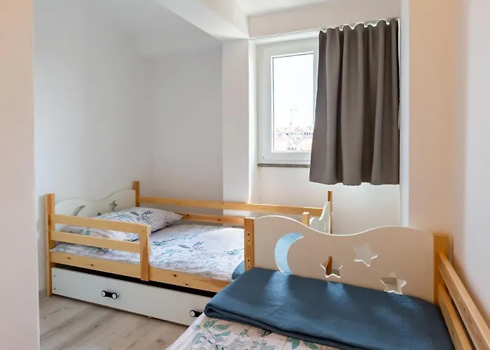 Amoroso 200m From Sea Lägenhet *