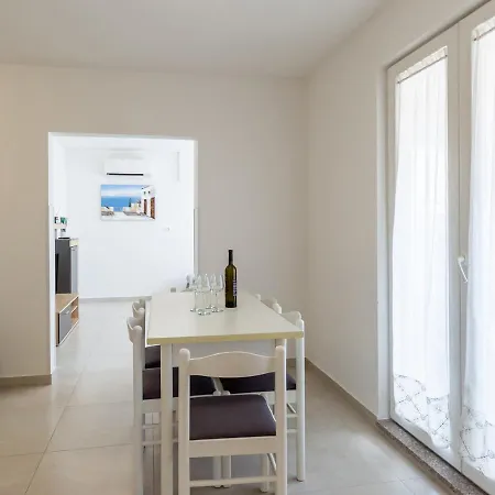 Amoroso 200m From Sea *