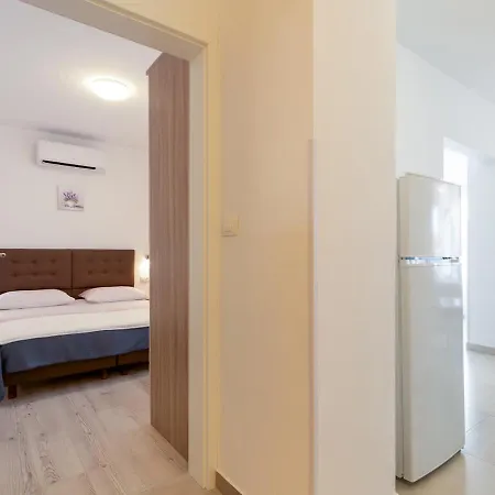 Apartament Amoroso 200m From Sea