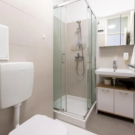 Apartament Amoroso 200m From Sea Poreč