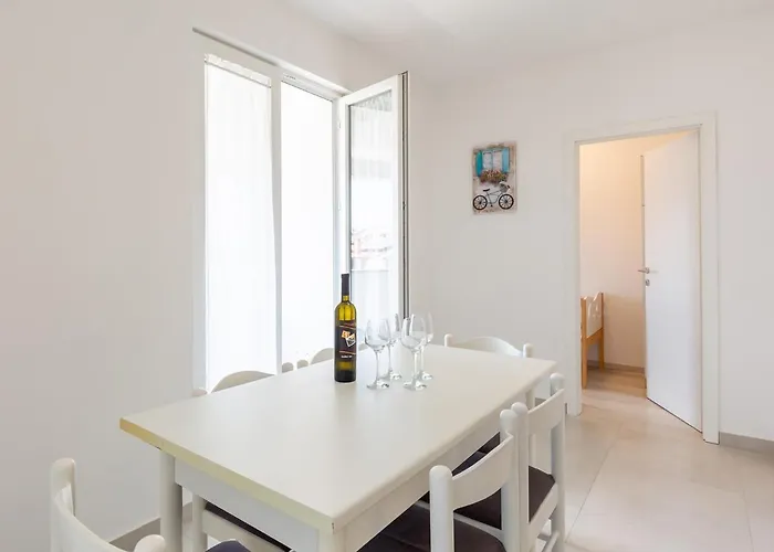 Amoroso 200m From Sea *