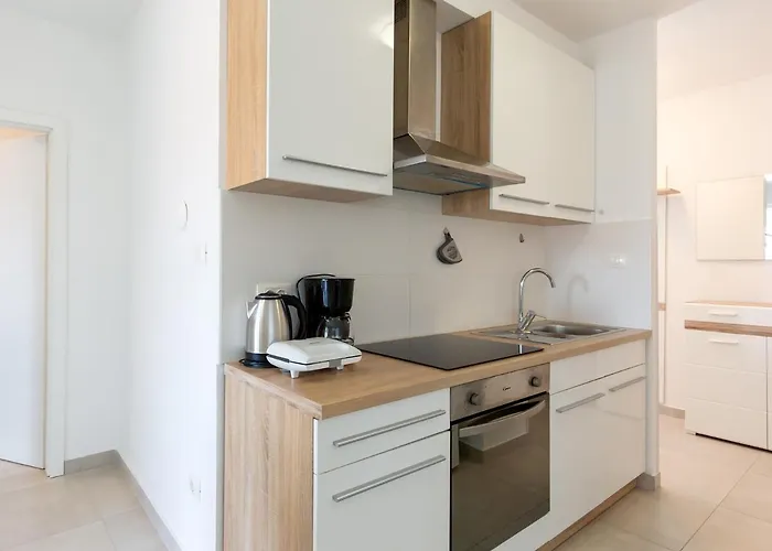 Amoroso 200m From Sea Апартаменти
