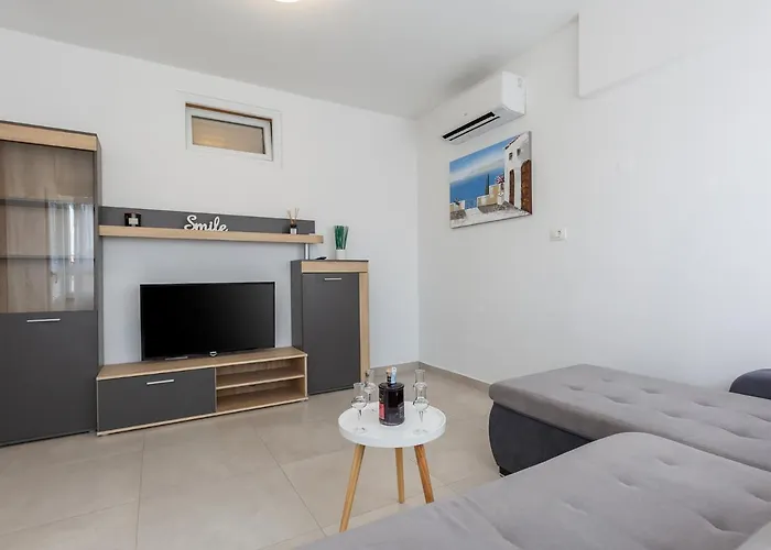 Amoroso 200m From Sea * ポレッチ